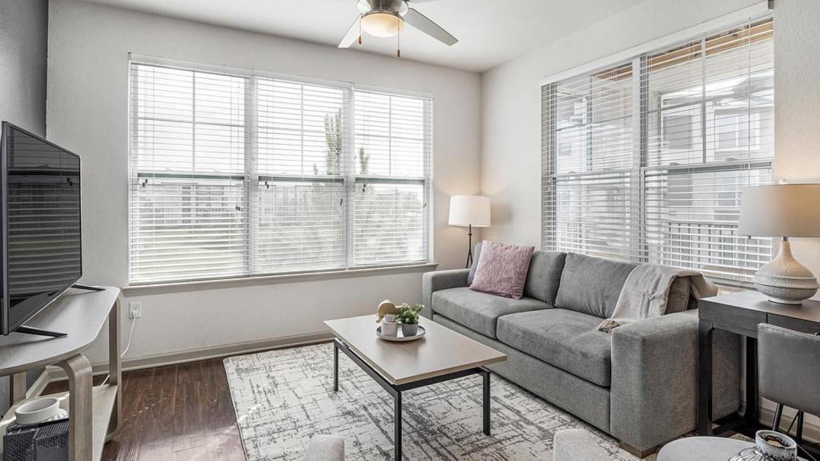 Landing At The Nine At Memphis - 3 Bedrooms In University 외부 사진